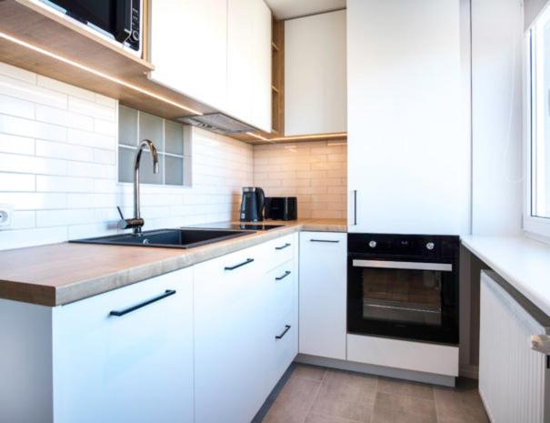 Dream Stay Apartment With Free Parking Close To Central Bus Station Reval Esterno foto